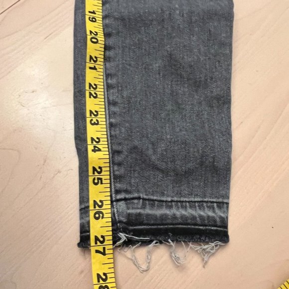 J Brand Alana High Rise Crop Earl Grey Jeans Size 26 - Picture 8 of 9